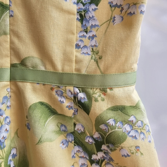 Lily Of The Vally Floral Print Yellow Dress, Green Ribbon At Waist, Size Small P - Picture 8 of 13